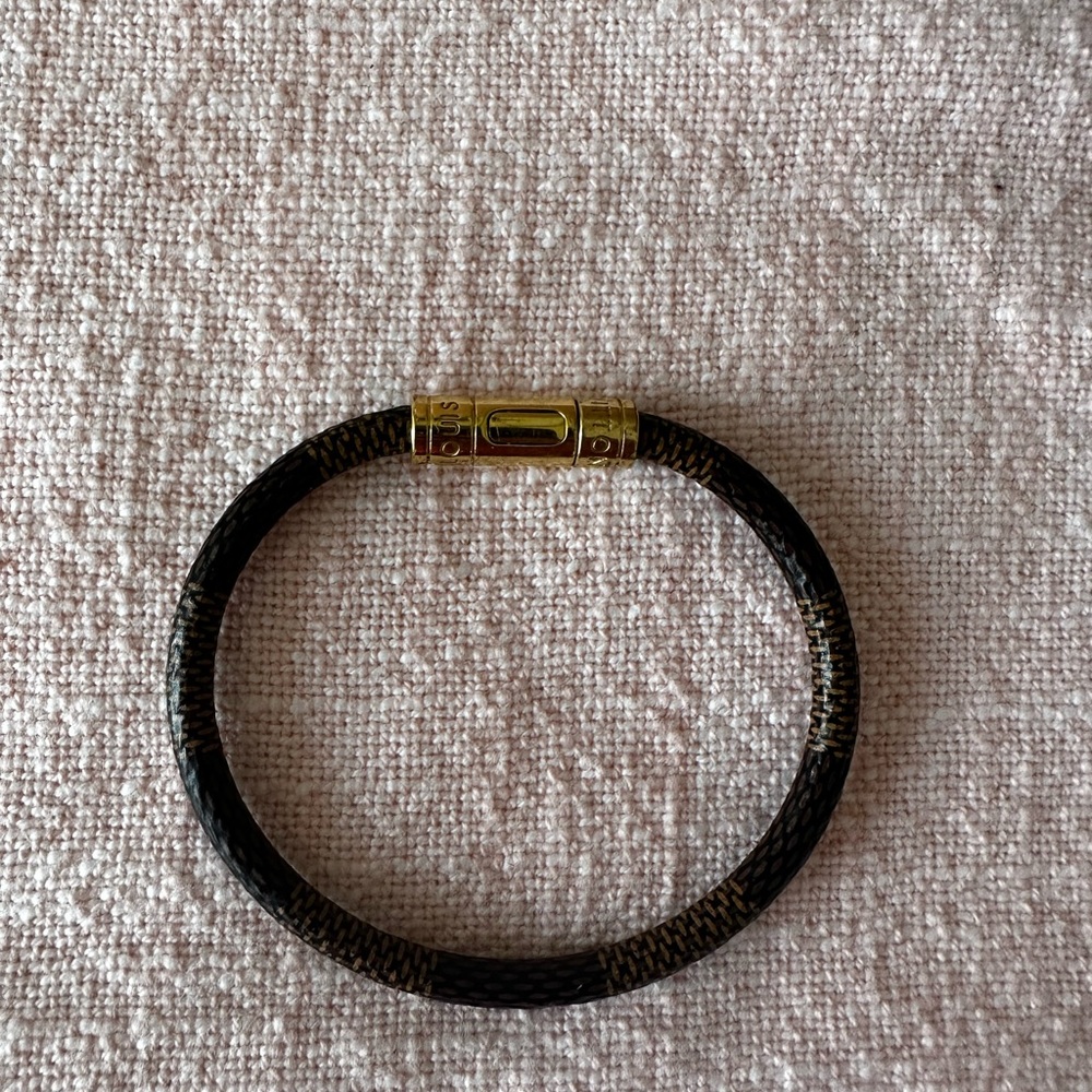 Louis Vuitton clasp bracelet